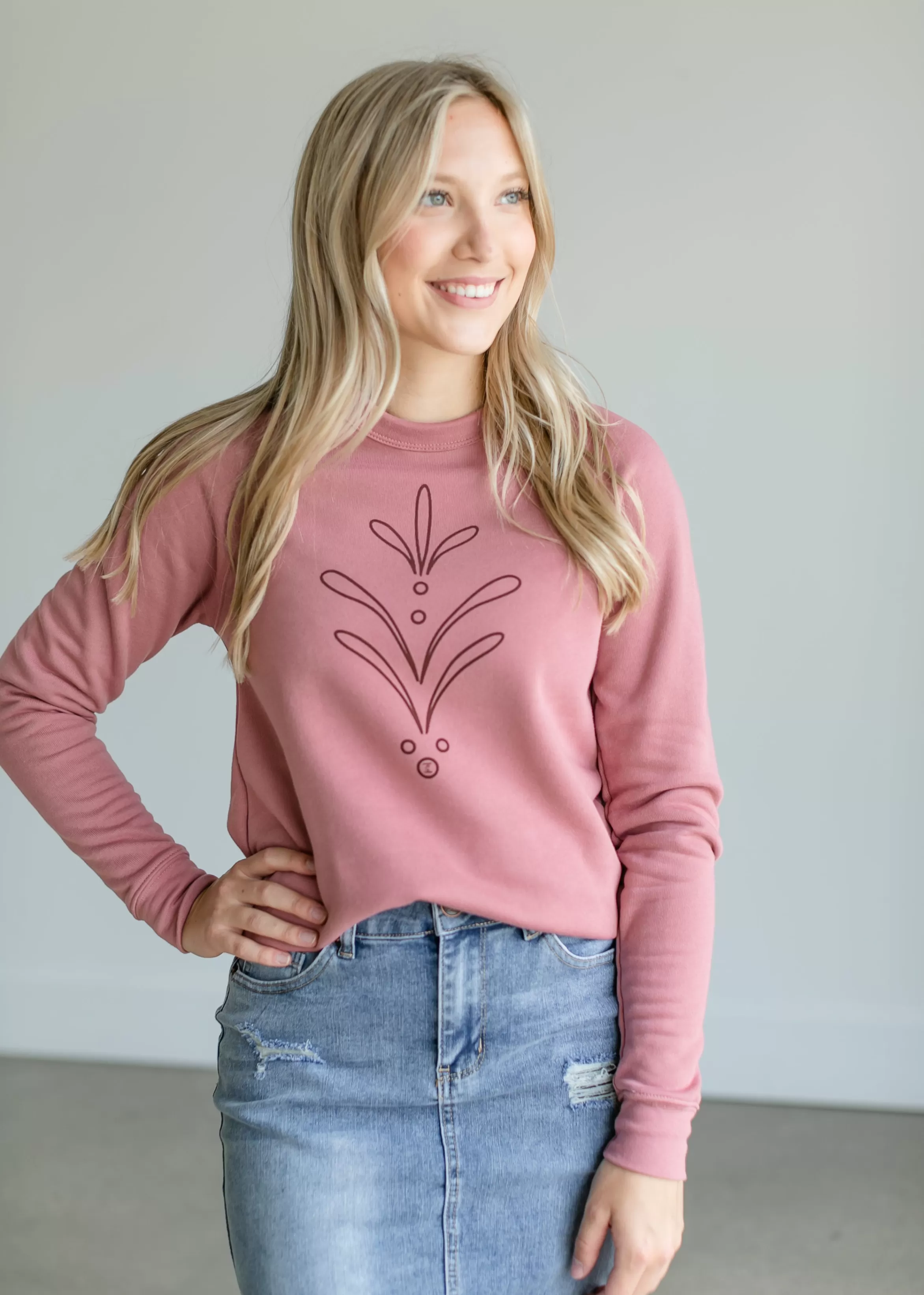 * Bloom Gracefully Graphic Sweatshirt Best Sale