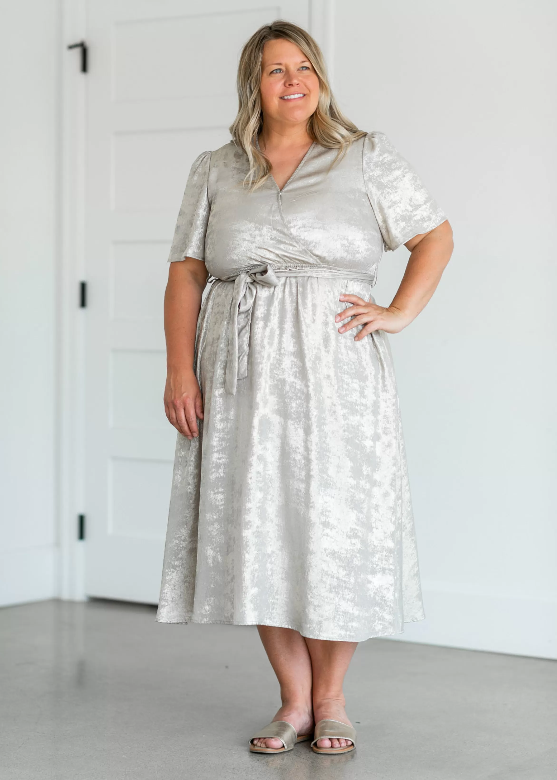 Tea N Rose Champagne Foil Wrap Midi Dress New