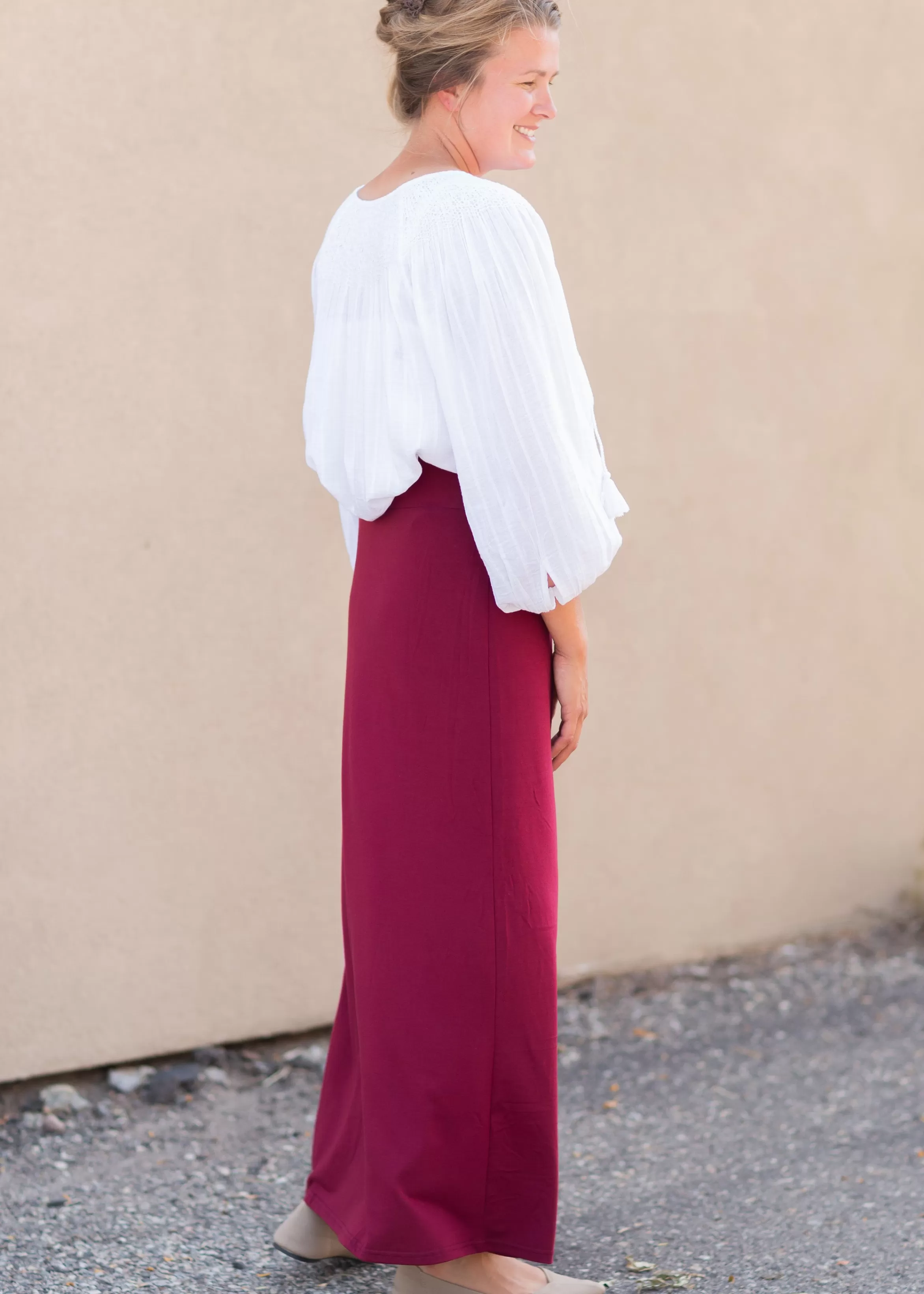 * Clarise Burgundy Premium Knit Maxi Skirt Hot