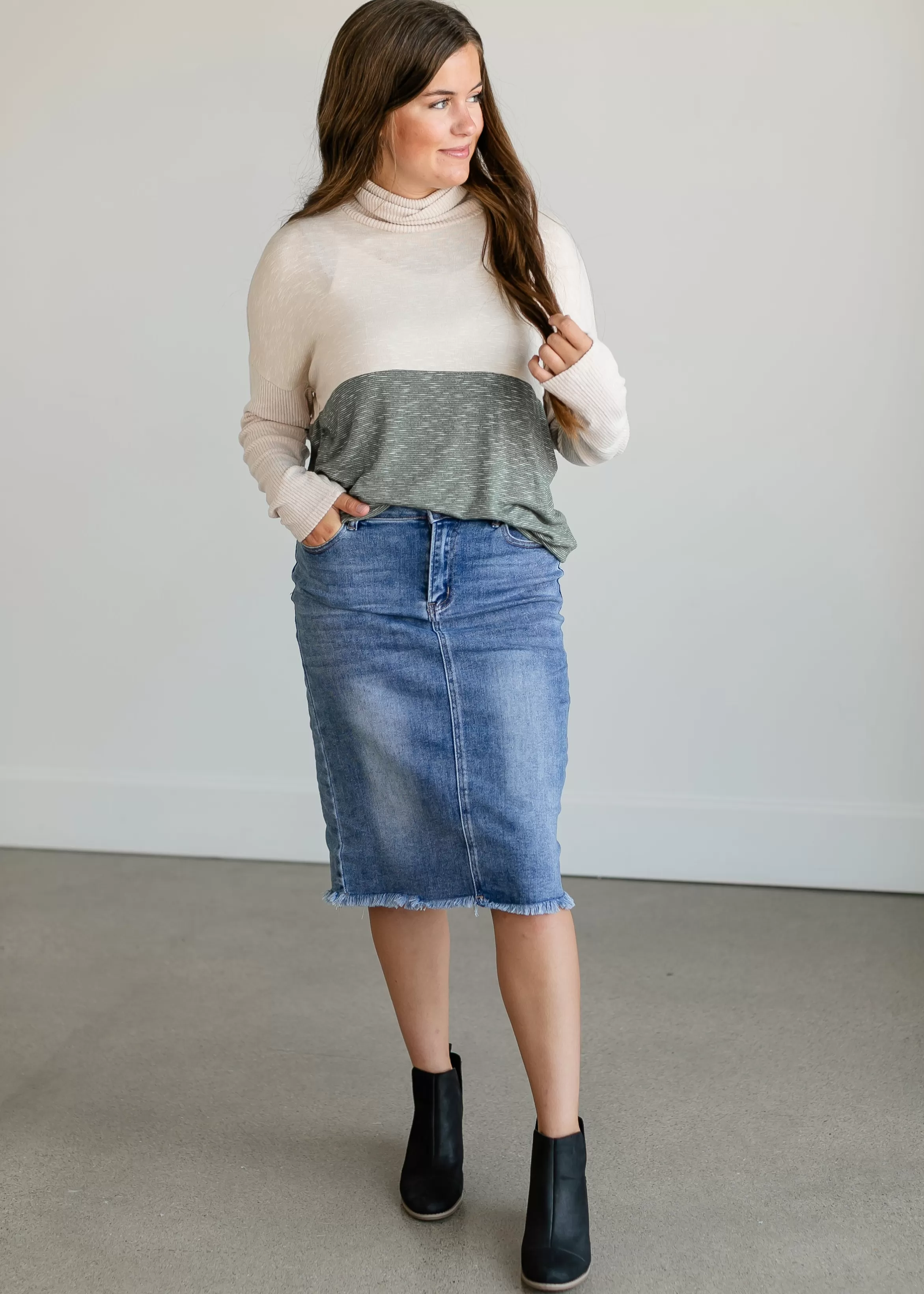 Staccato Colorblock Knit Turtleneck Top Store