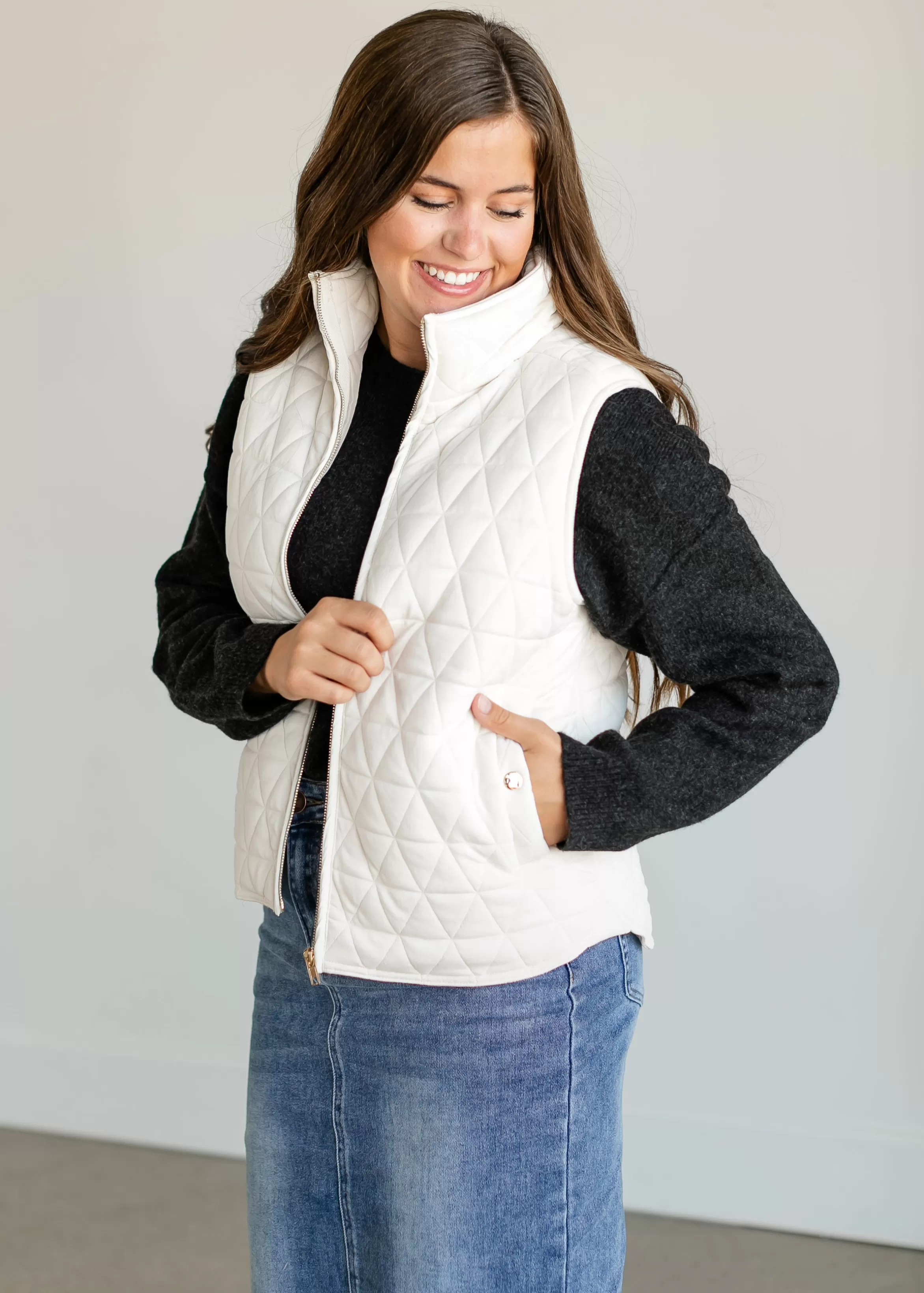 Staccato Diamond Quilted Zip-Up Vest Cheap