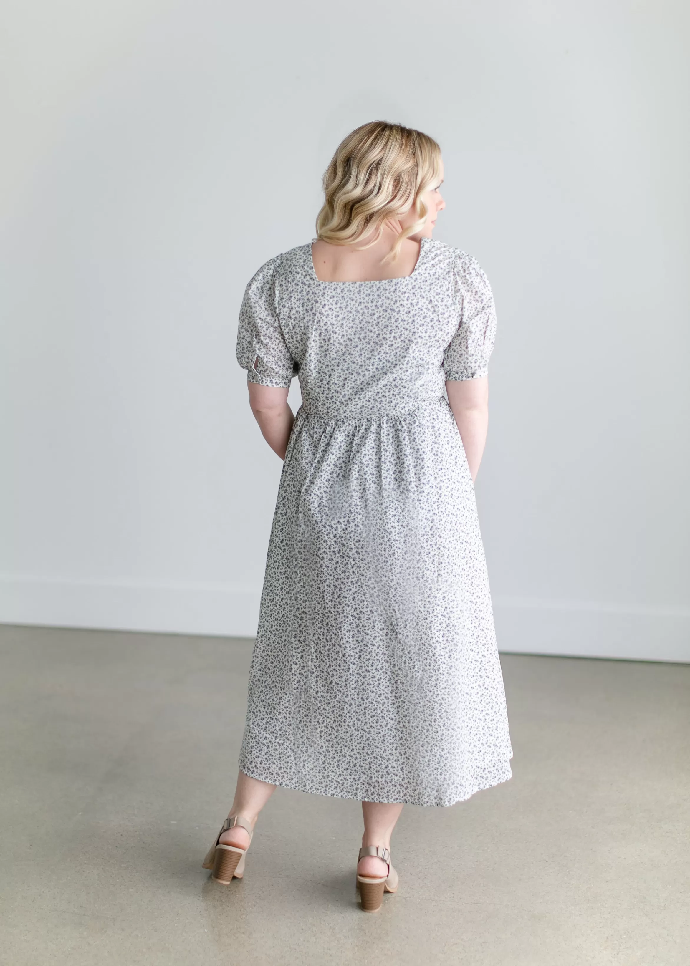 Paper Crane Ditsy Floral Pintuck Bodice Button Front Dress Hot