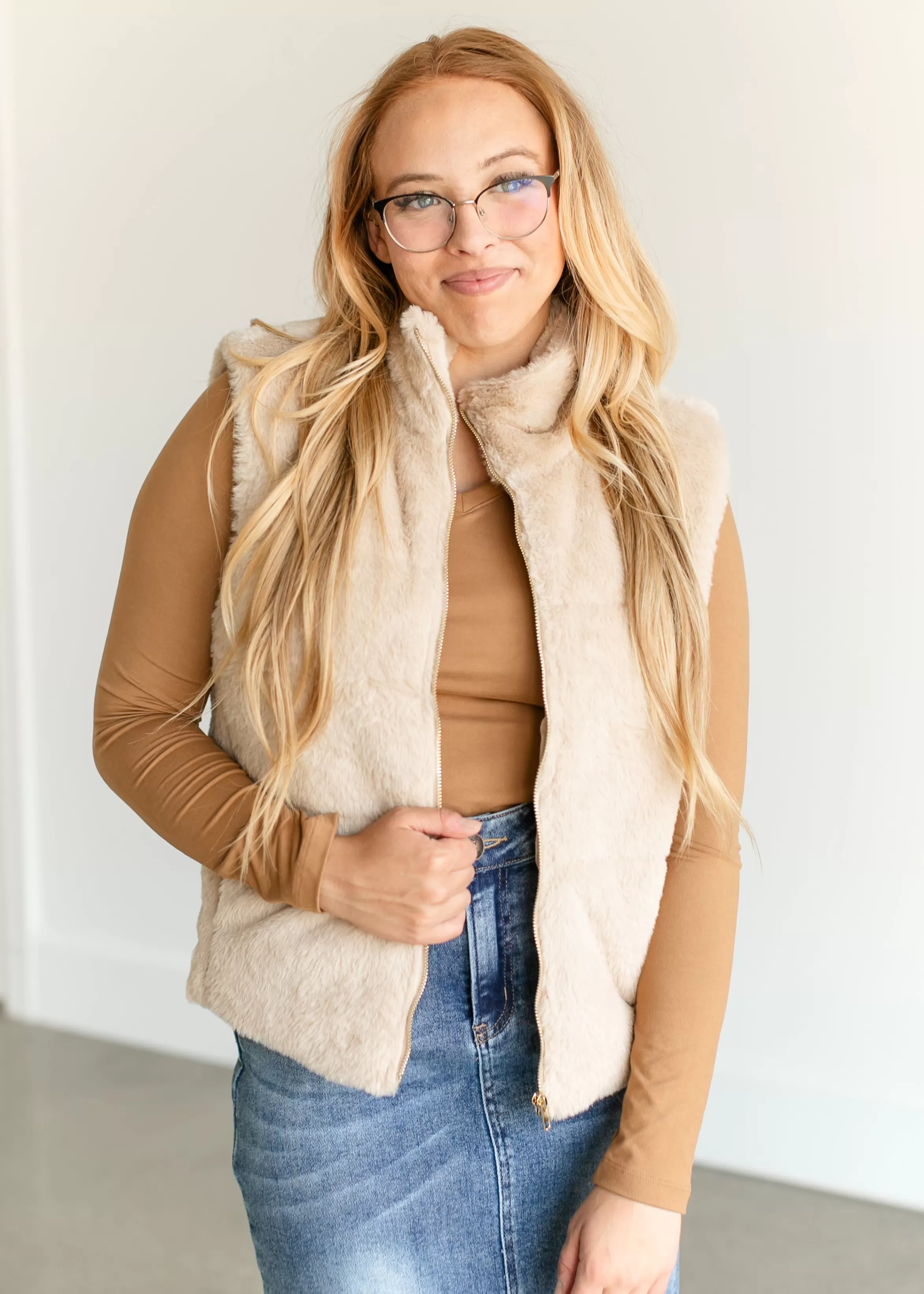 Staccato Faux Fur Full Zip Puffer Vest Clearance