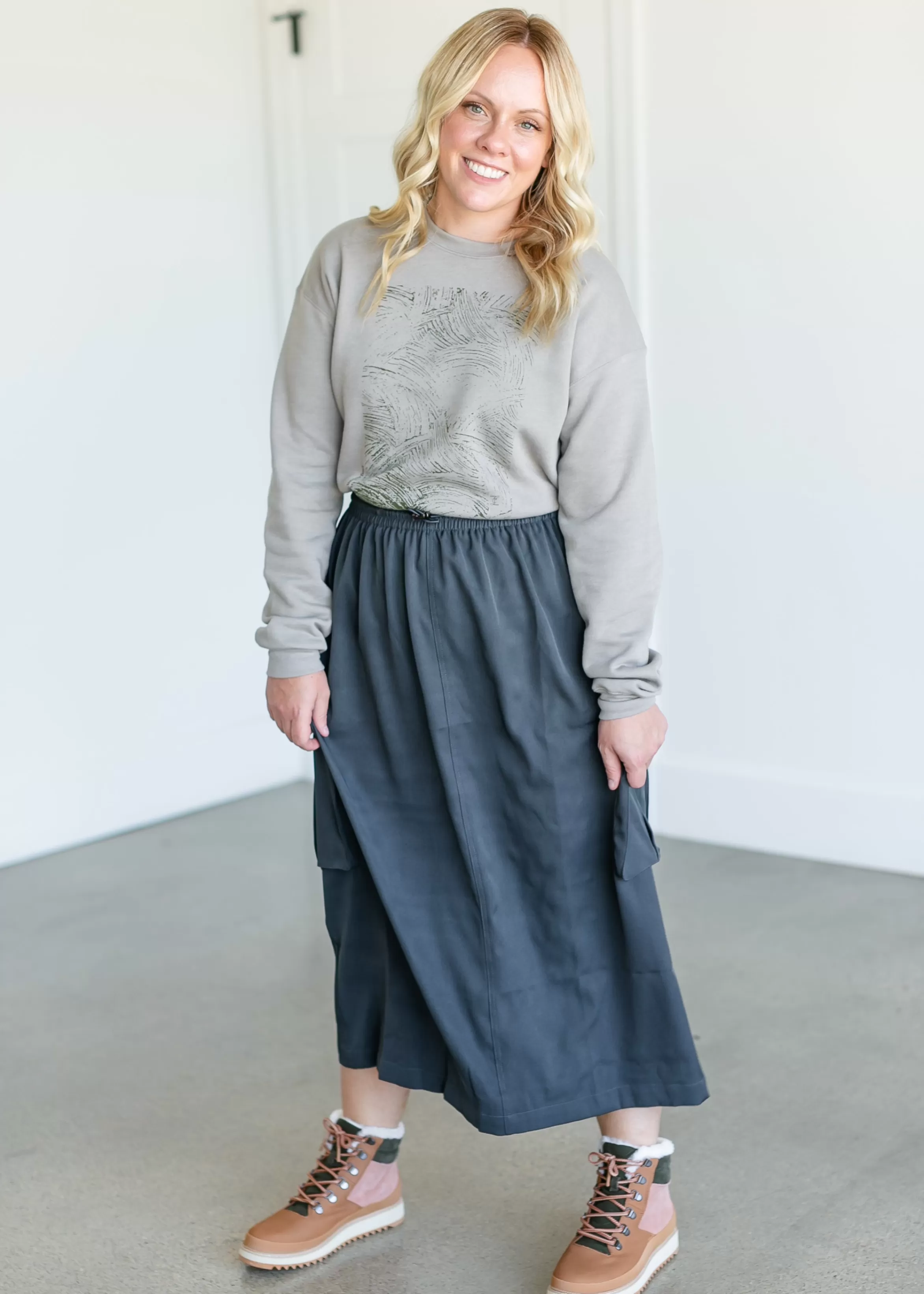 * Inherit Perfectly Imperfect Graphic Crewneck Sweatshirt Shop