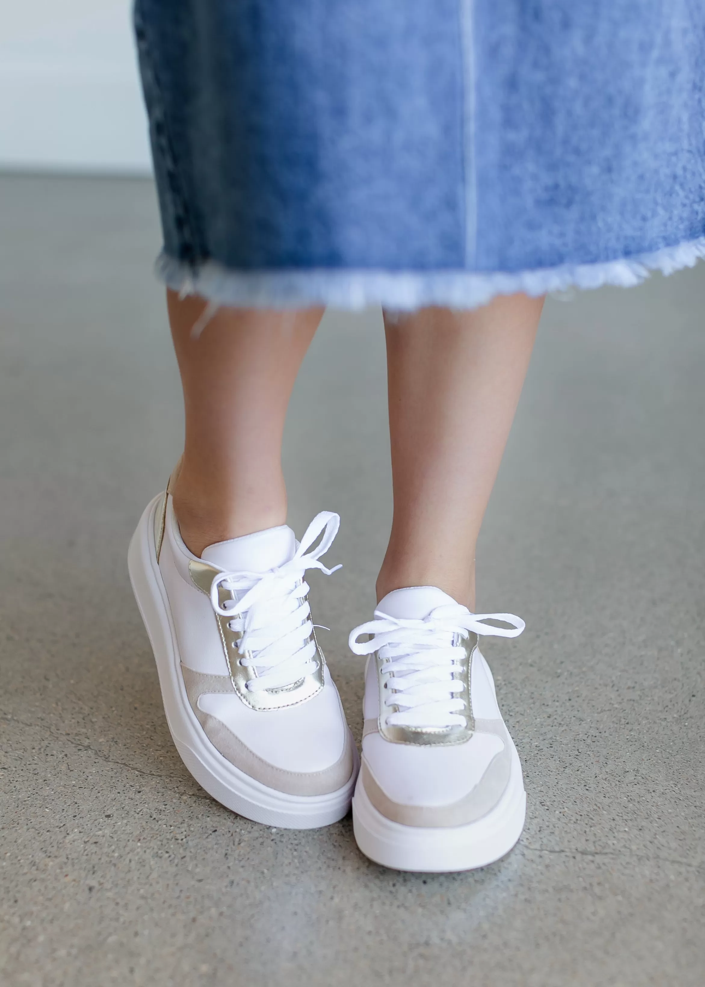 Maker's Shoes Lace-Up Platform Sneakers Cheap