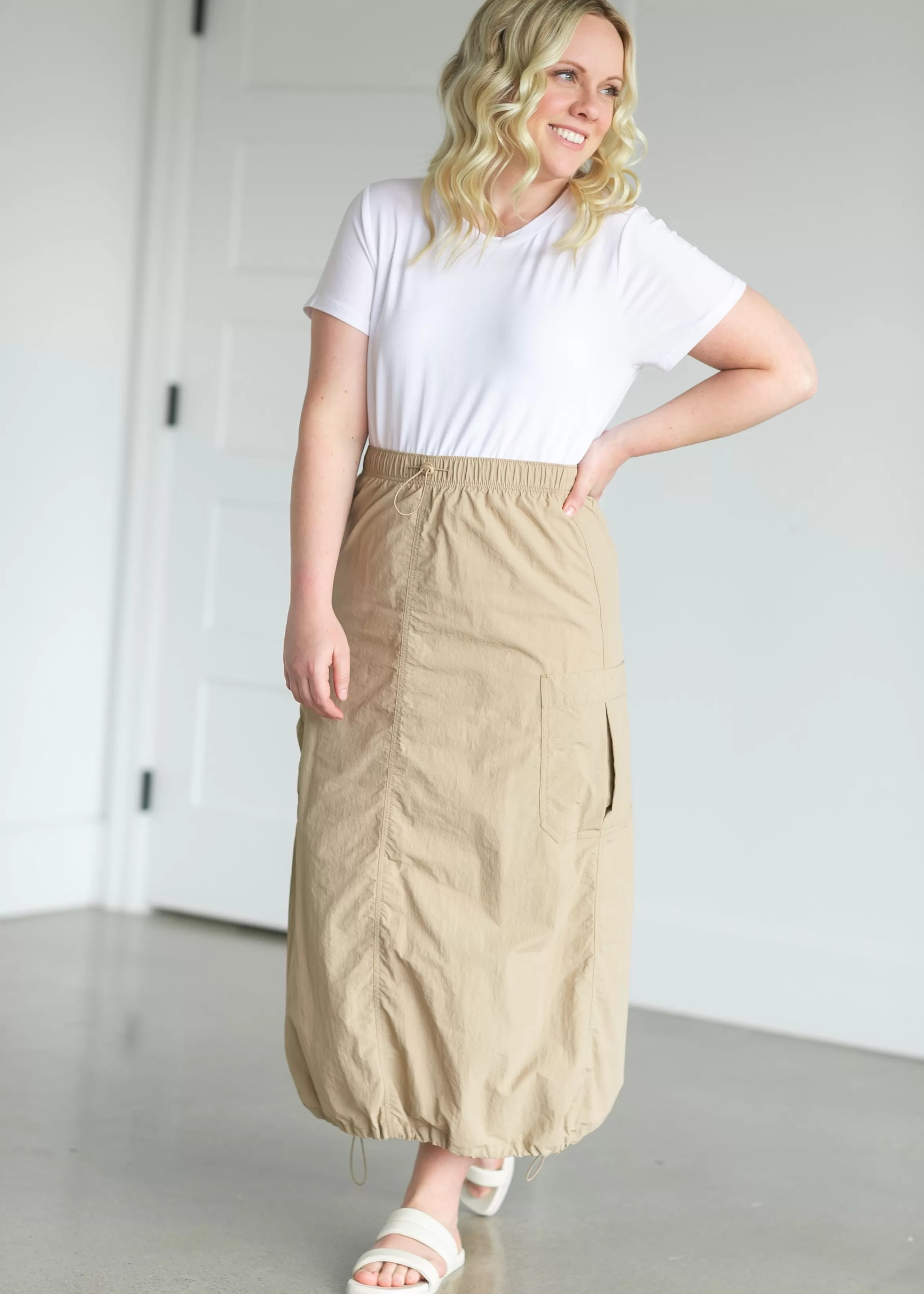 Thread & Supply Laura Tencel Short Sleeve T-Shirt Hot
