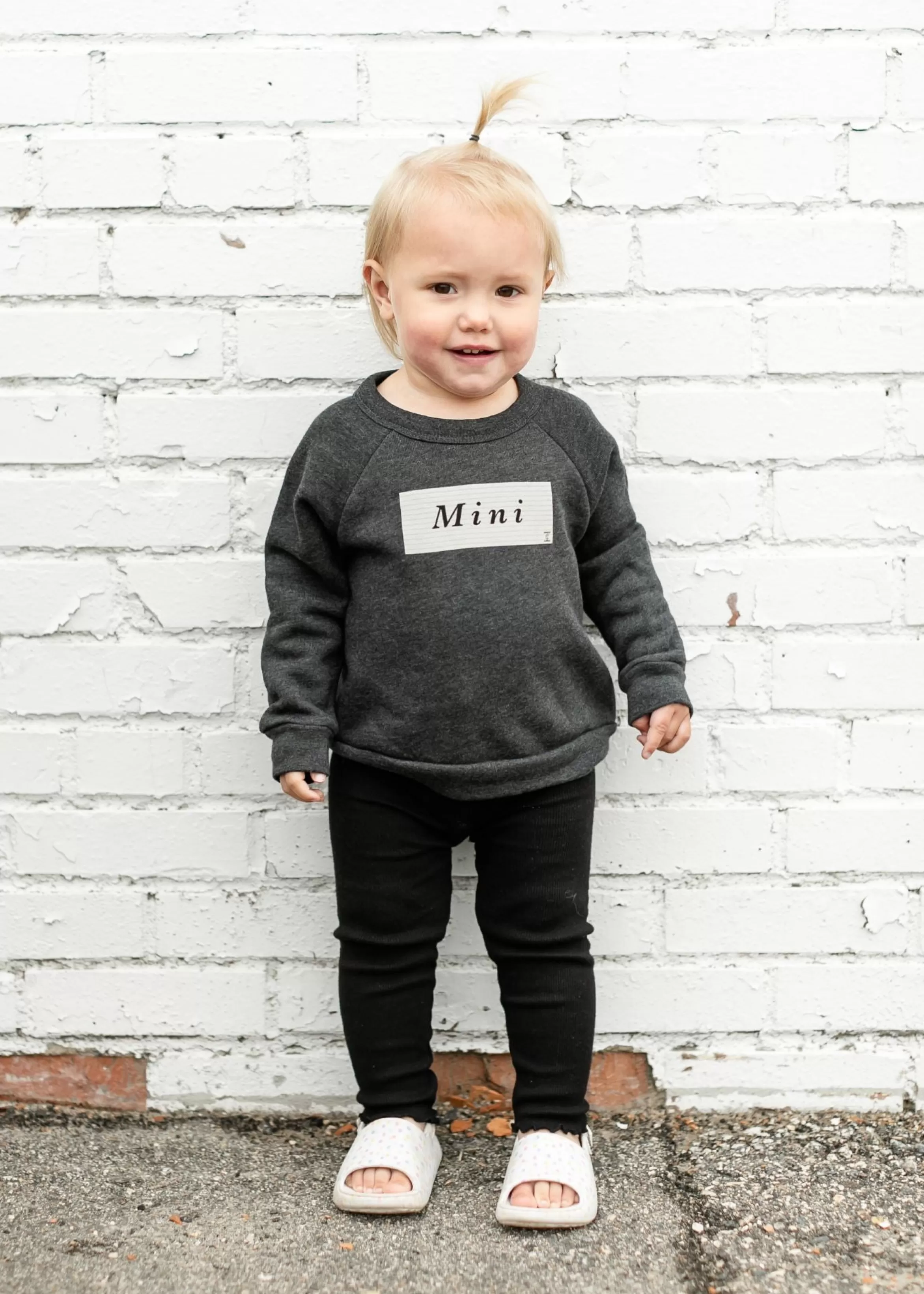* Mini Graphic Crewneck Sweatshirt New