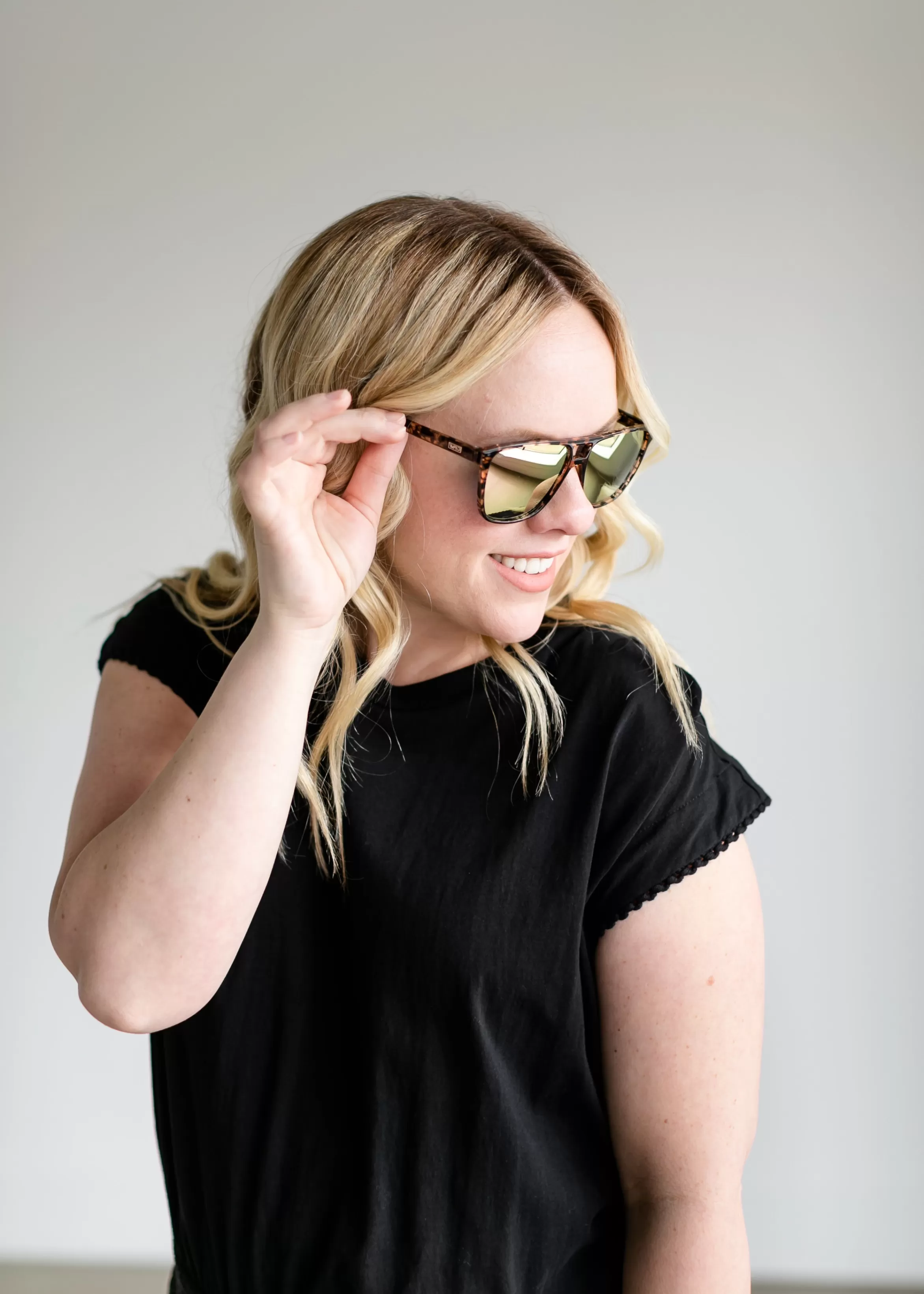 Wear Me Pro Peach Tortoise Mirror Lens Sunglasses Discount