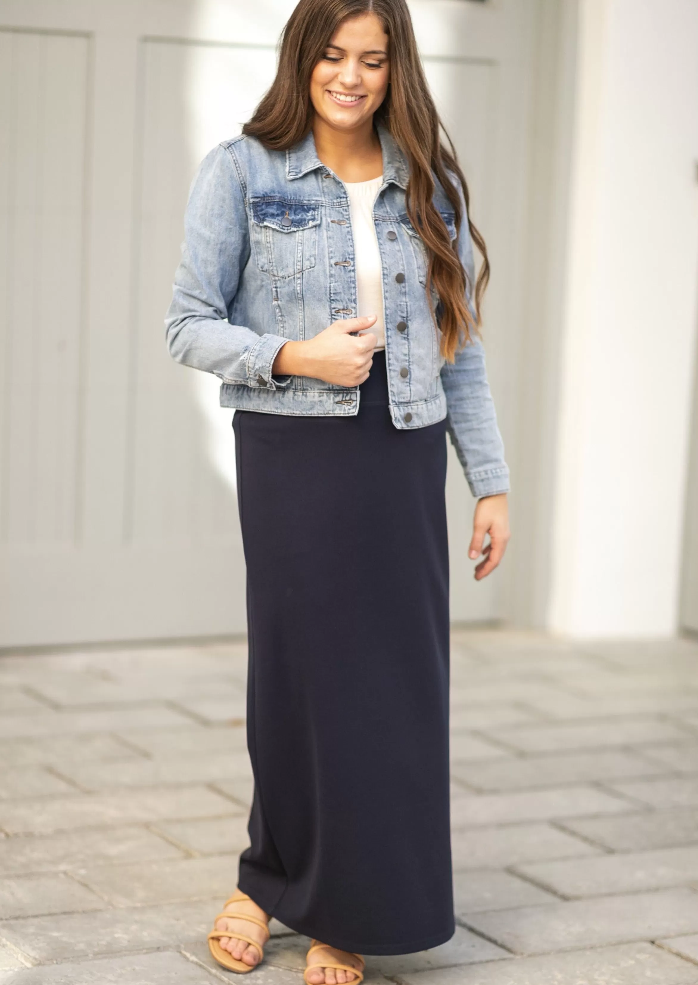 * Quinn Navy Knit Maxi Skirt Shop