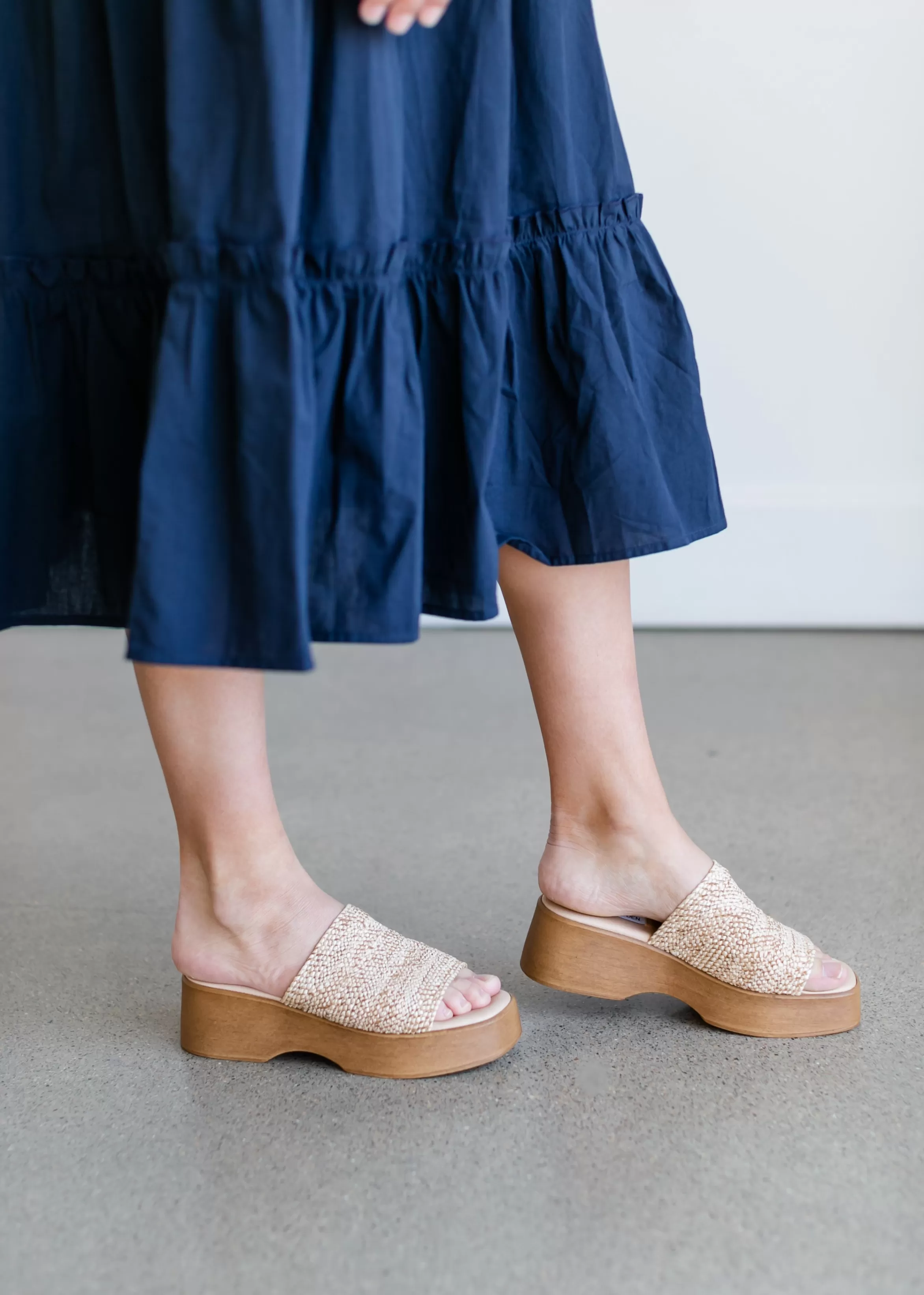 Steve Madden Raffia Platform Slide Sandal Store