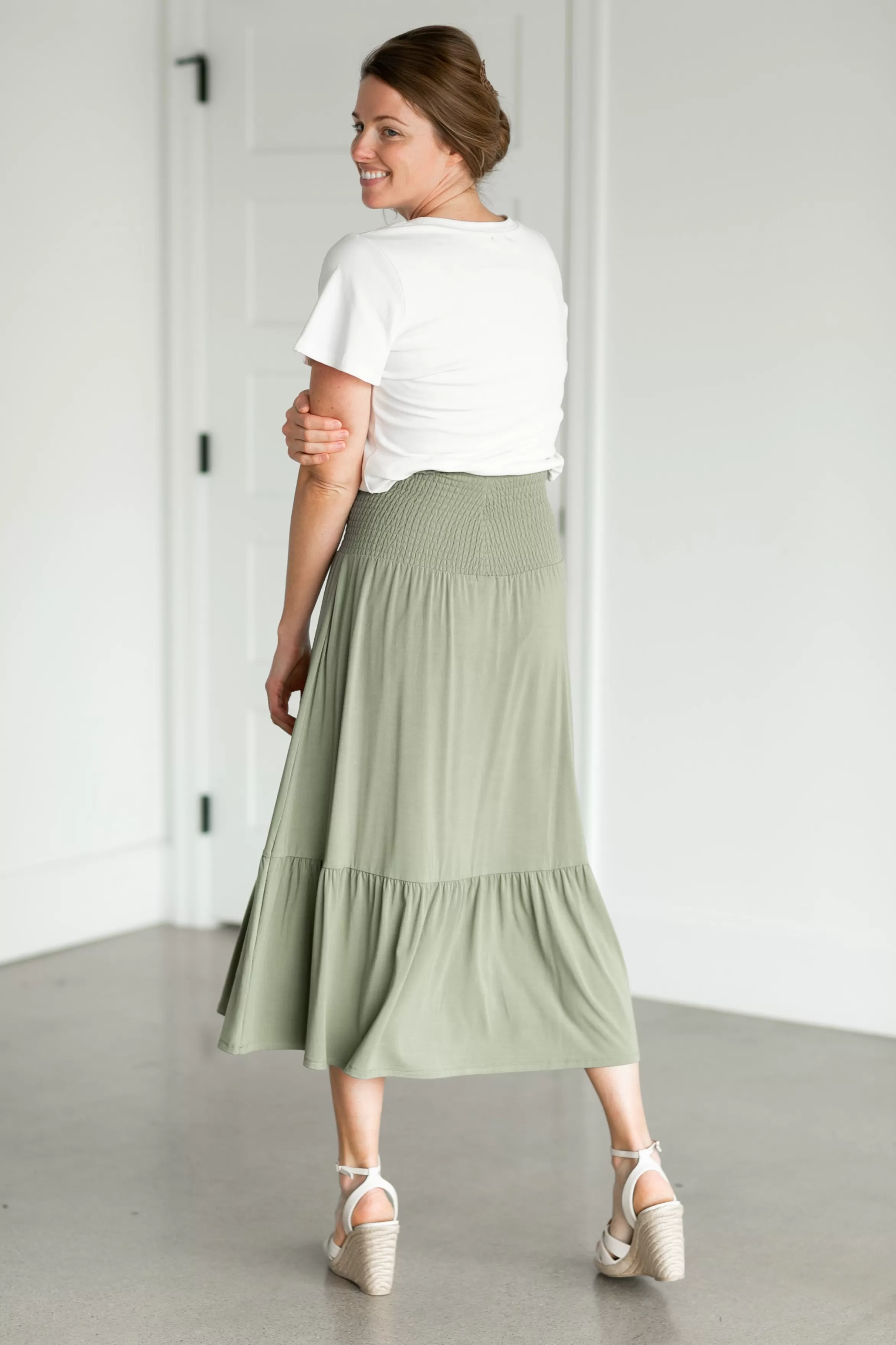 Z Supply Sadie Smocked Waist Maxi Skirt Hot