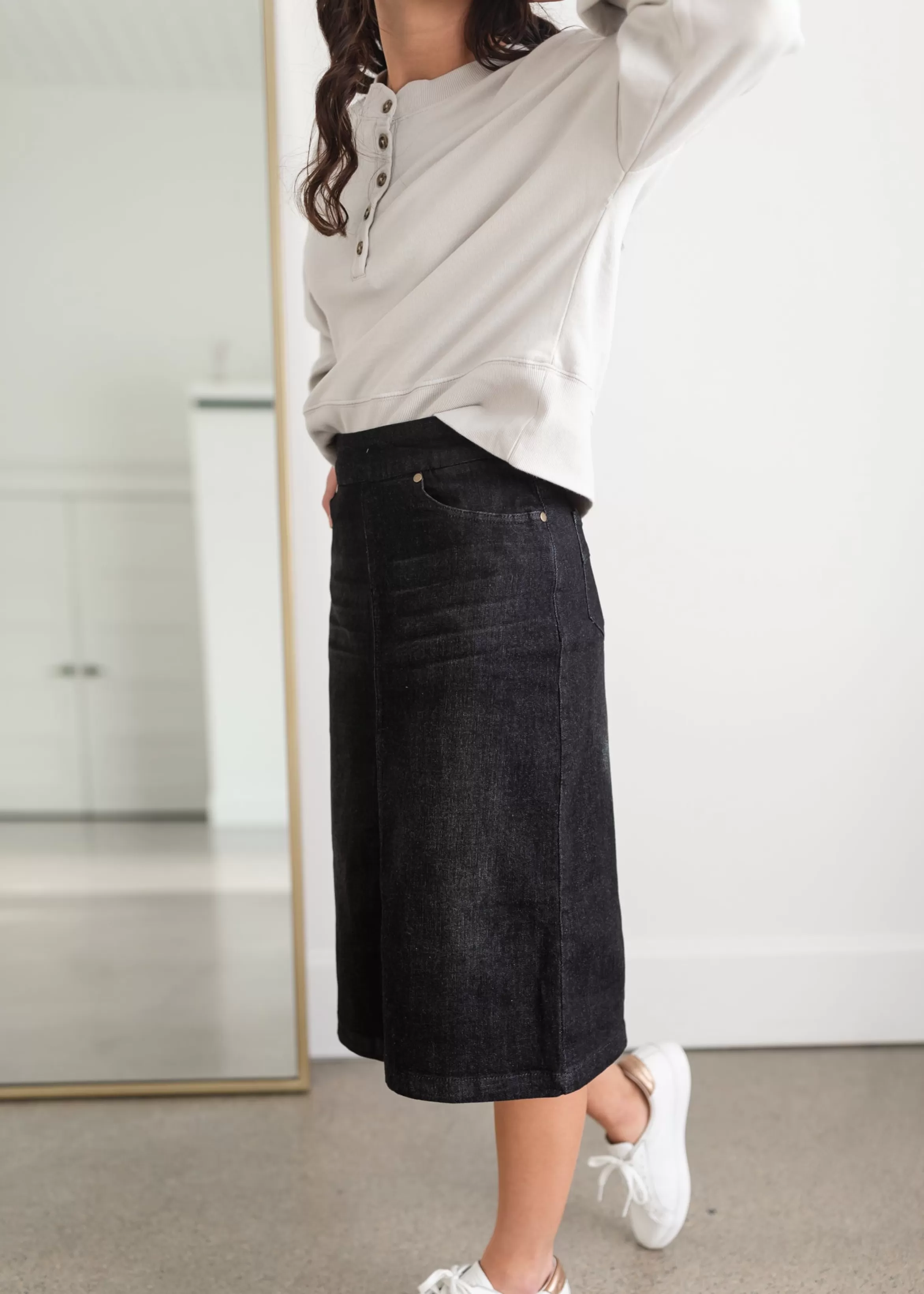 * Sandra Black Midi Skirt | Inherit Clothing Company Flash Sale