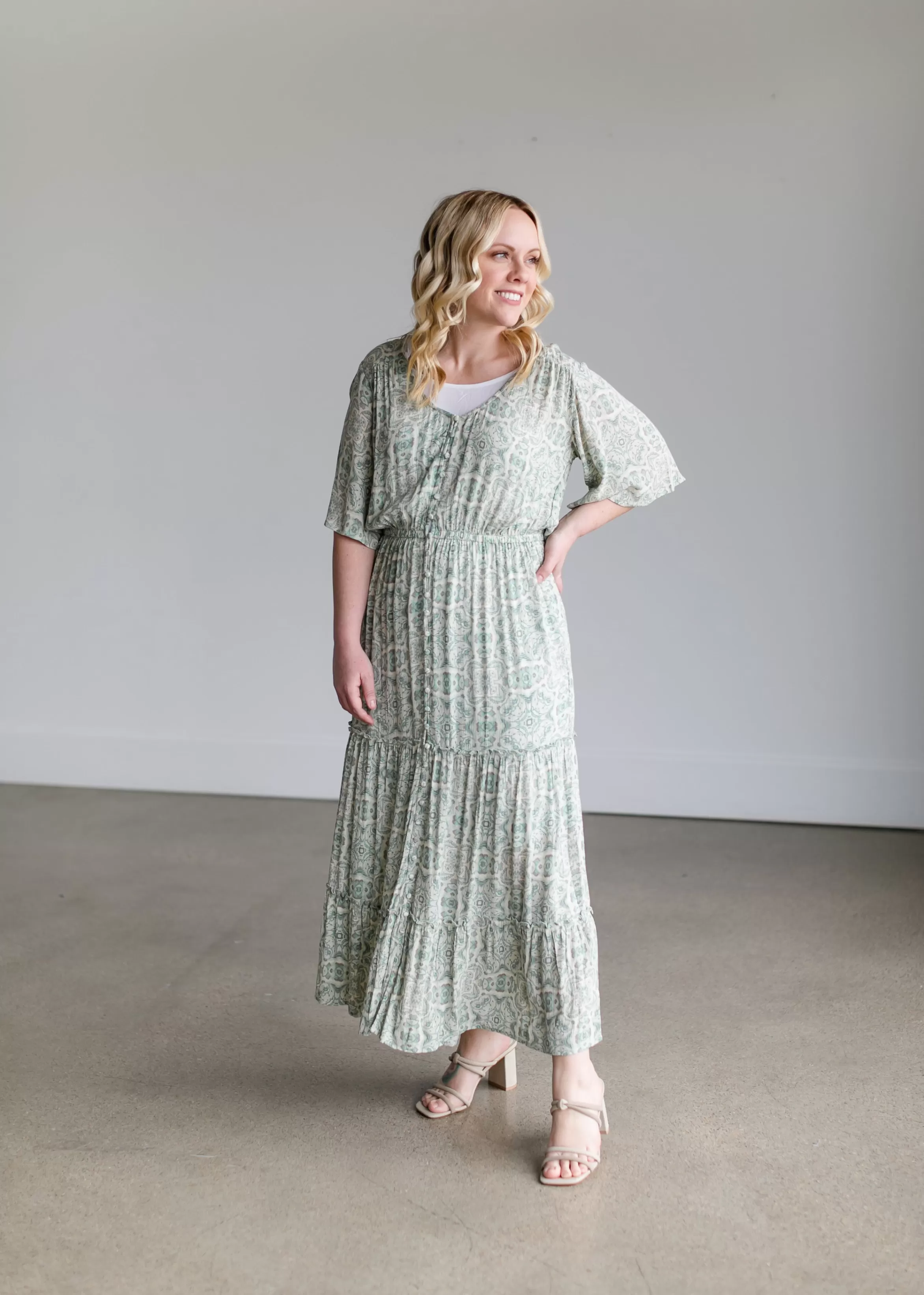 Z Supply Shanna Medallion Button Up Midi Dress Best Sale