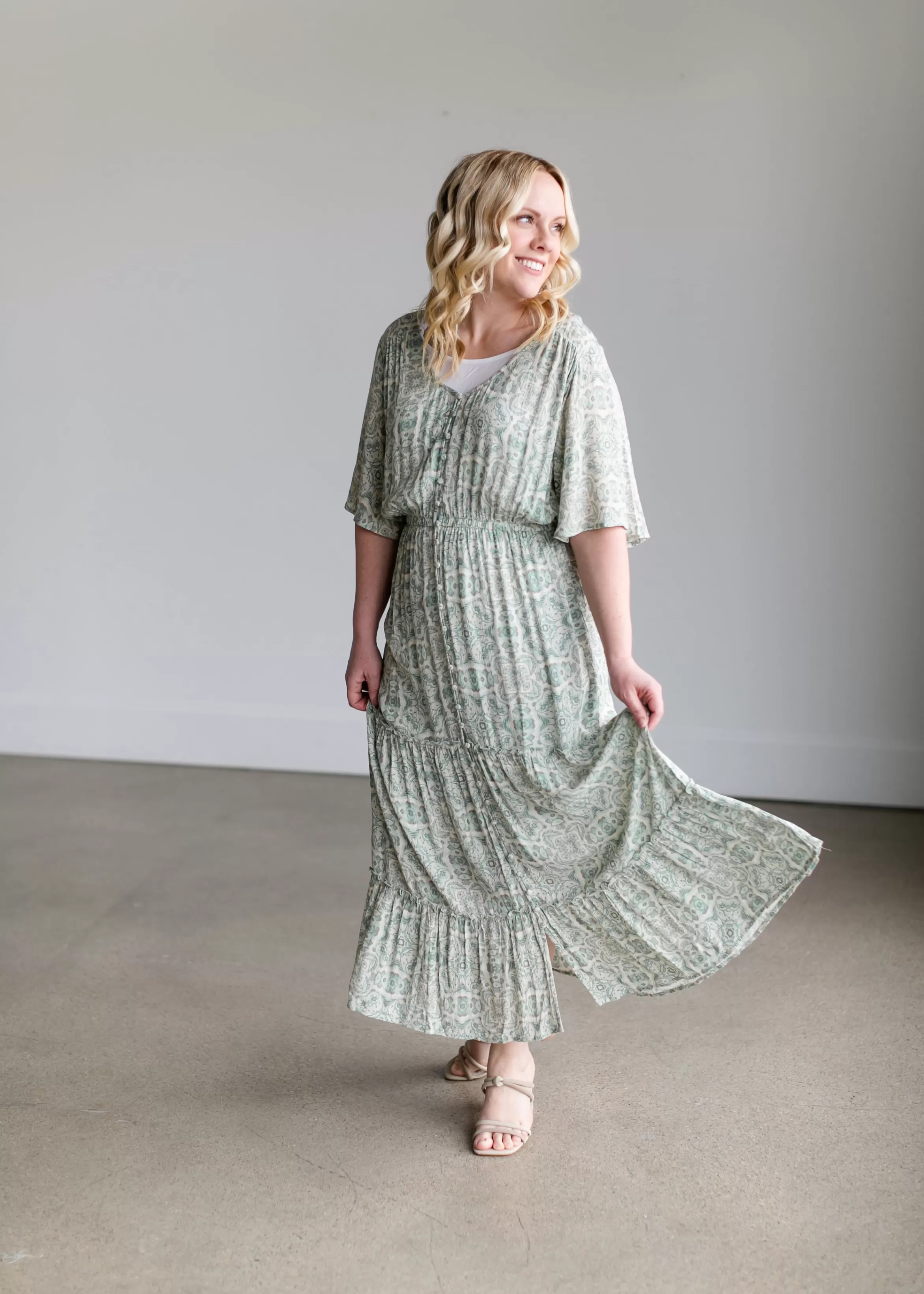 Z Supply Shanna Medallion Button Up Midi Dress Best Sale