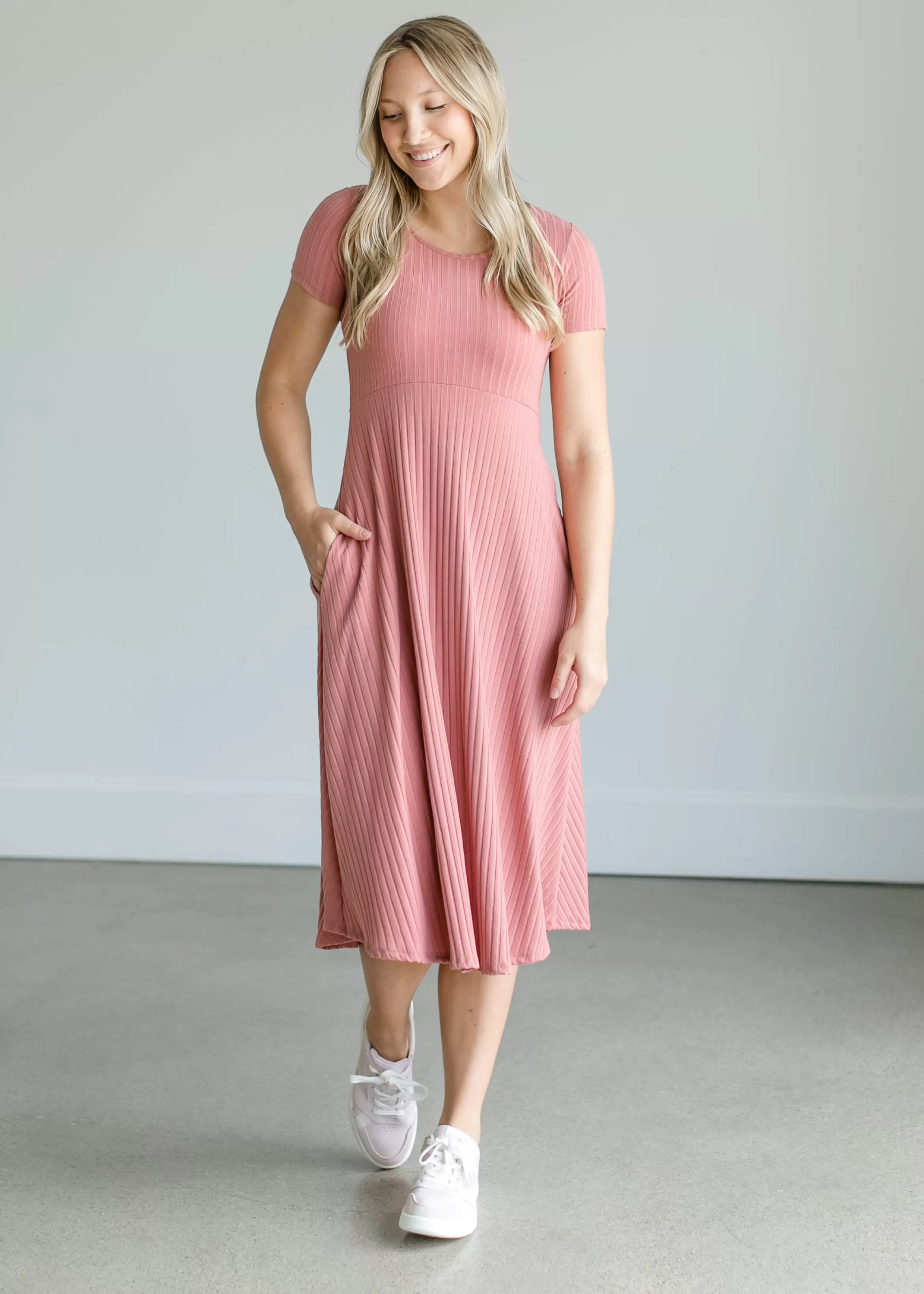 Chris & Carol Apparel Short Sleeve Ribbed A-Line Midi Dress Clearance