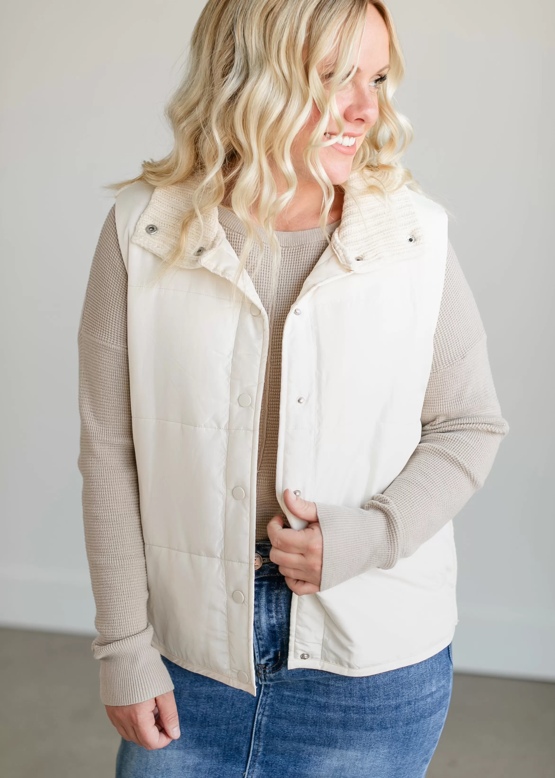 Staccato Snap Up Active Knit Vest Cheap