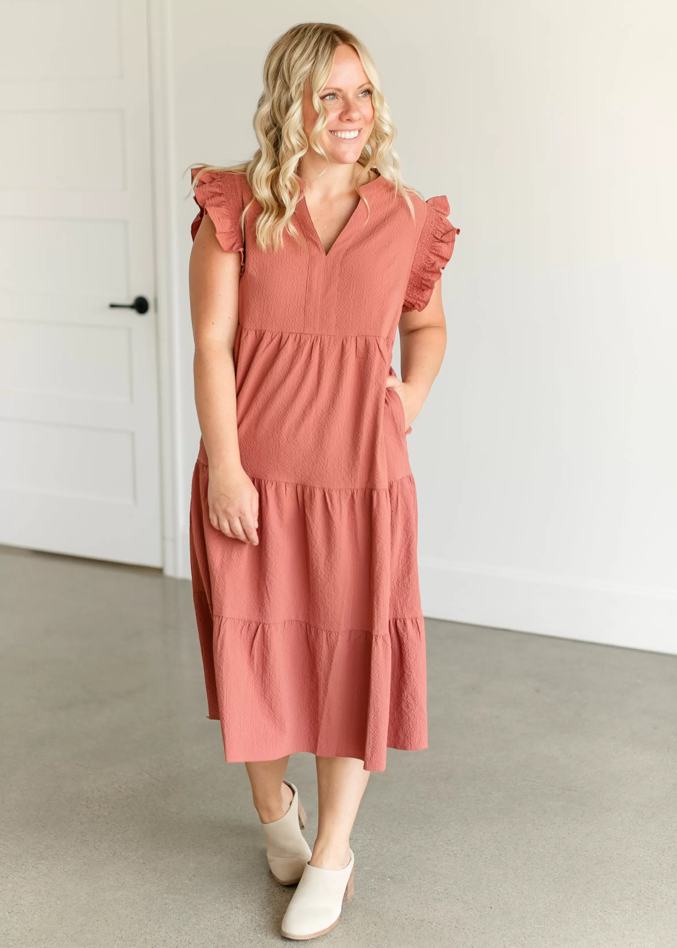 THML Textured V-Neck Ruffle Sleeve Midi Dress New